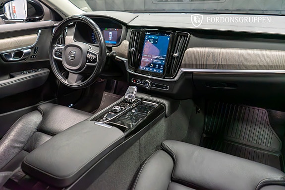 Volvo V90 22 of 27