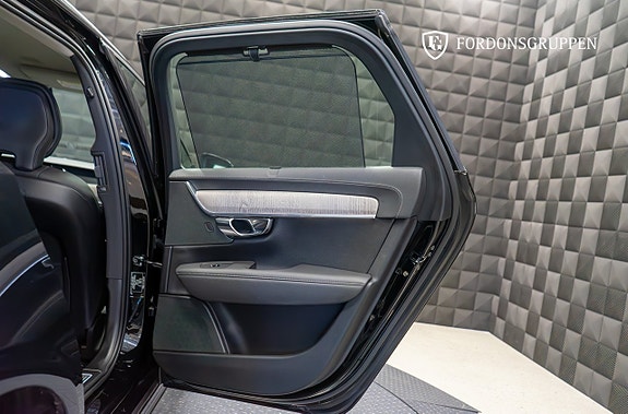 Volvo V90 26 of 27