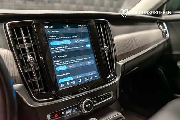 Volvo V90 24 of 27