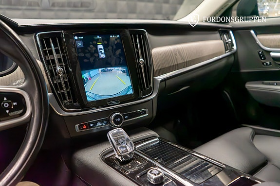 Volvo V90 23 of 27