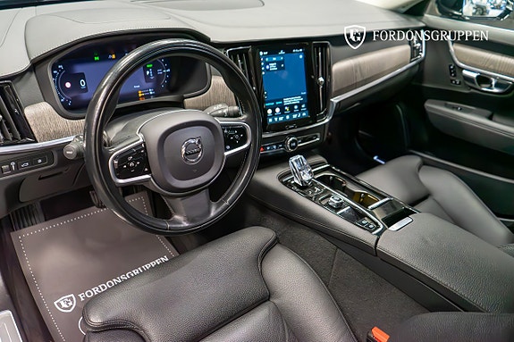 Volvo V90 19 of 27
