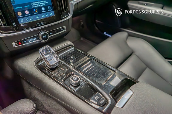 Volvo V90 25 of 27