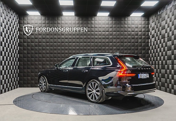 Volvo V90 4 of 27