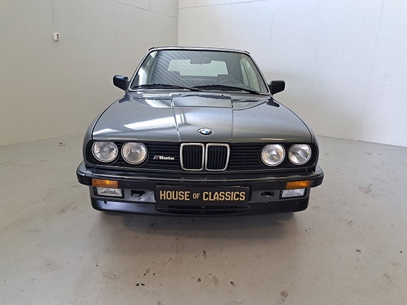 BMW 325i 2 of 13