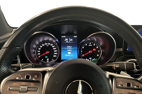 Mercedes-Benz GLC300 e 8 of 13
