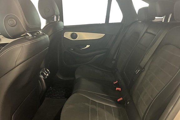 Mercedes-Benz GLC300 e 11 of 13