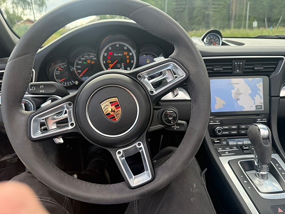 Porsche 911 Turbo 6 of 9
