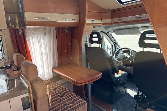 Hobby D 690 GQSC 160 Hk Automat Queenbed 5 of 12