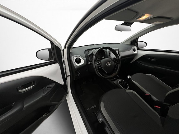 Toyota Aygo 9 of 24