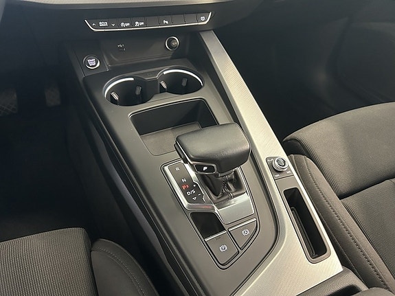Audi A4 17 of 21