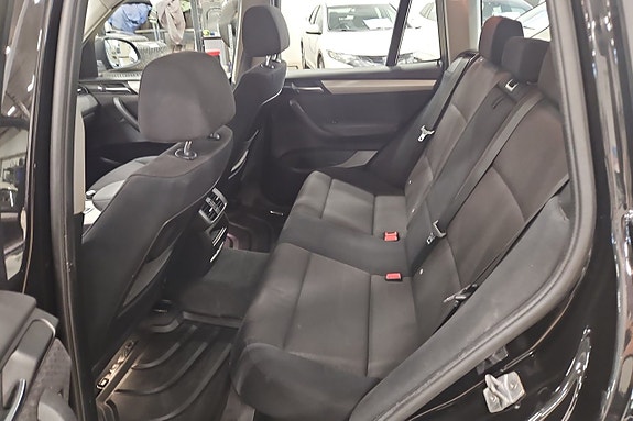 BMW X3 13 of 18