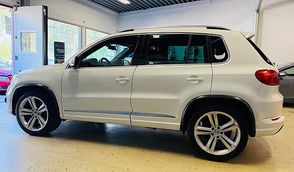 Volkswagen Tiguan 5 of 21