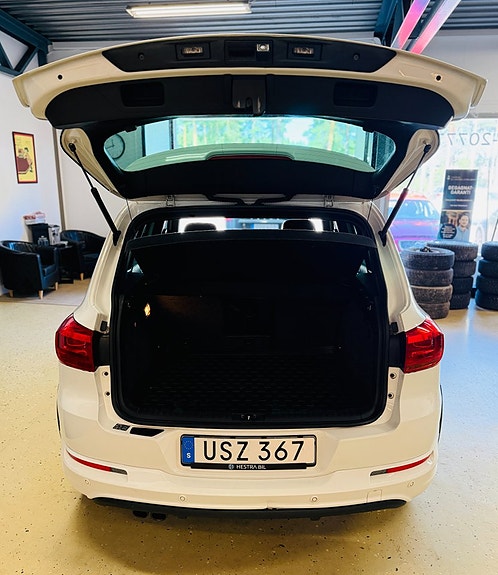 Volkswagen Tiguan 8 of 21