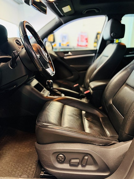 Volkswagen Tiguan 12 of 21