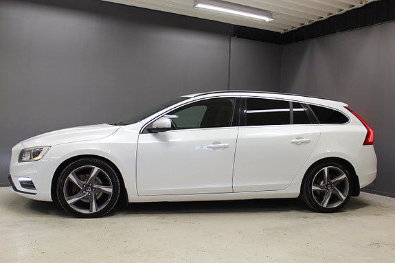 Volvo V60 3 of 13