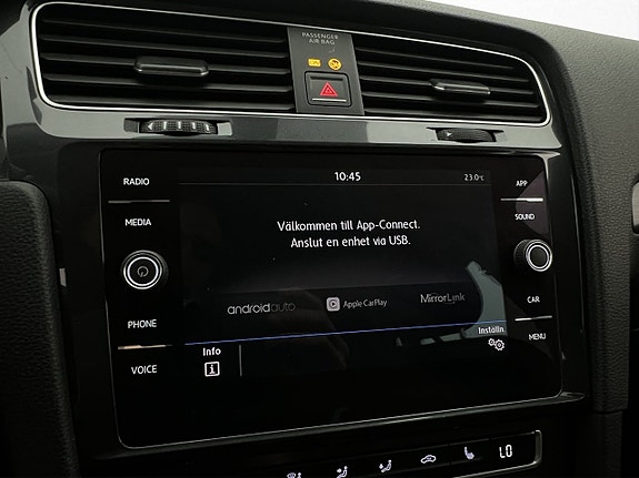 Volkswagen Golf VII 20 of 24