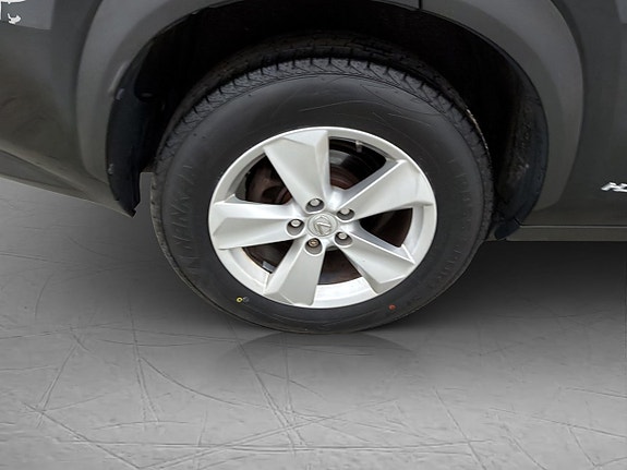 Lexus NX300h 29 of 30