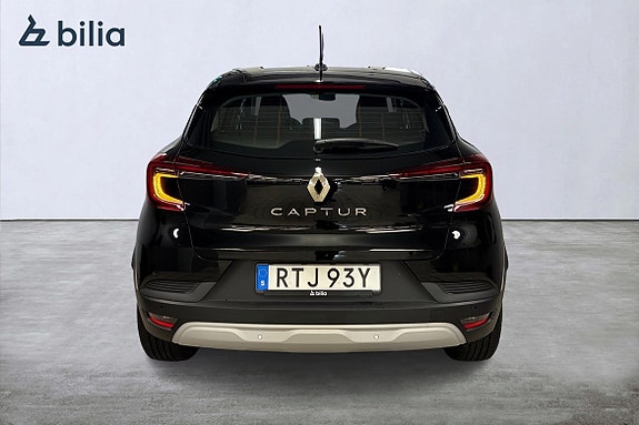 Renault Captur 5 of 21