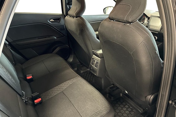 Renault Captur 9 of 21