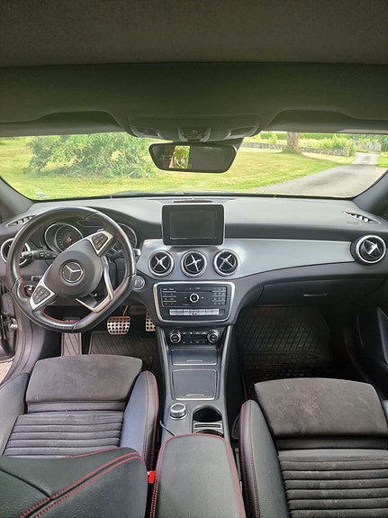 Mercedes-Benz CLA180 d 6 of 15