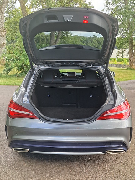 Mercedes-Benz CLA180 d 9 of 15
