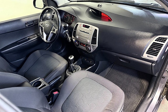 Hyundai i20 11 of 23