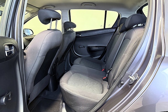 Hyundai i20 14 of 23