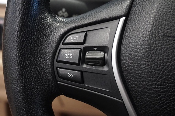 BMW 330d 14 of 25