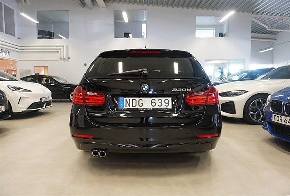 BMW 330d 5 of 25
