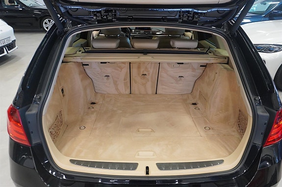 BMW 330d 6 of 25
