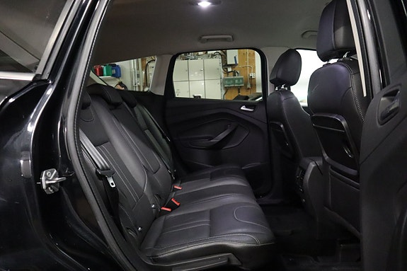 Ford Kuga 16 of 23