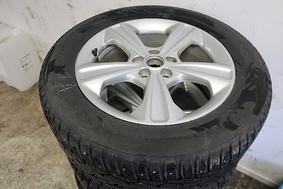 Ford Kuga 19 of 23