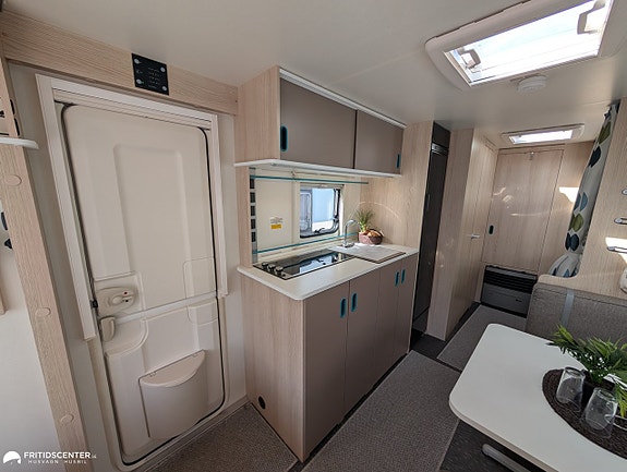 Adria AVIVA 563 PT *Barnkammare / Lätt vagn / Lufttält 9 of 21