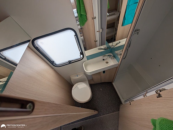 Adria AVIVA 563 PT *Barnkammare / Lätt vagn / Lufttält 16 of 21