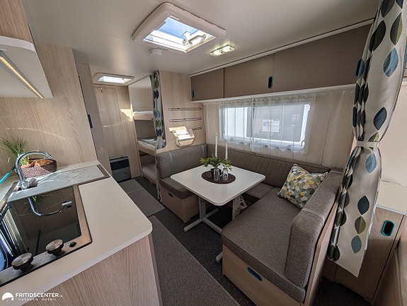 Adria AVIVA 563 PT *Barnkammare / Lätt vagn / Lufttält 3 of 5