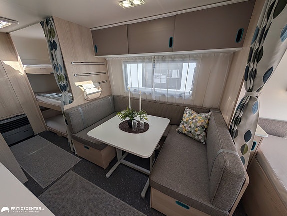 Adria AVIVA 563 PT *Barnkammare / Lätt vagn / Lufttält 4 of 5