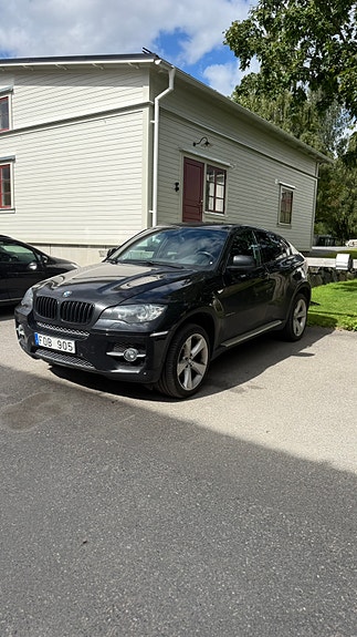 BMW X6 2 of 5