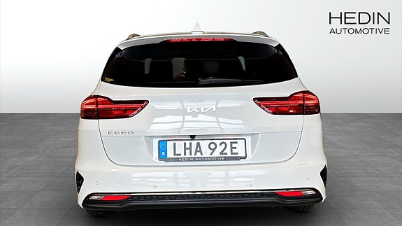 Kia Ceed 7 of 12