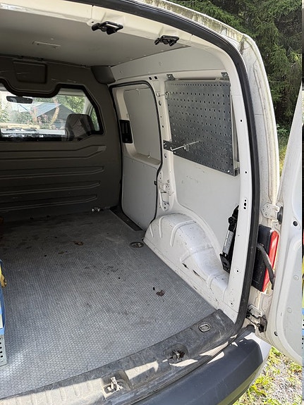 Volkswagen Caddy 8 of 8