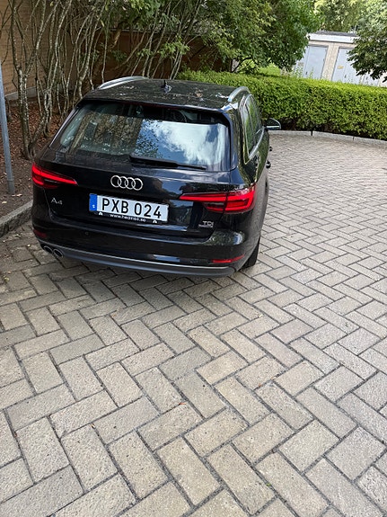 Audi A4 5 of 7