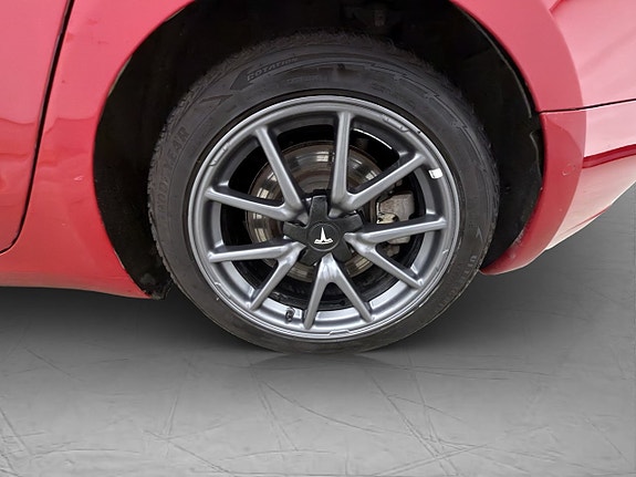 Tesla Model 3 24 of 27