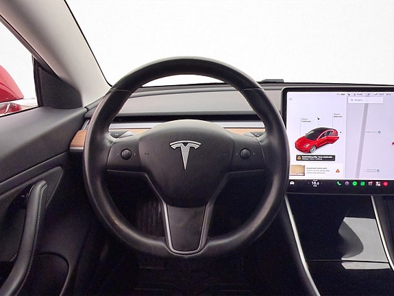 Tesla Model 3 23 of 27