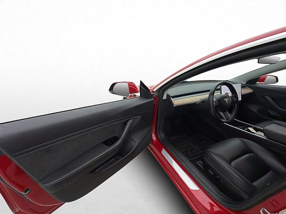 Tesla Model 3 9 of 27