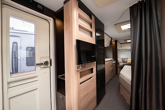 Adria Alpina 763 UK *Mover / Lufttält* 8 of 15