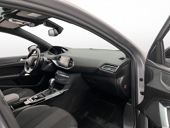 Peugeot 308 20 of 26