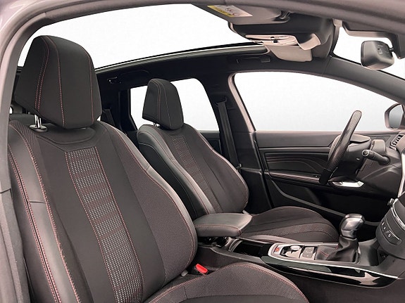 Peugeot 308 19 of 26