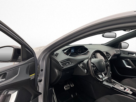 Peugeot 308 9 of 26