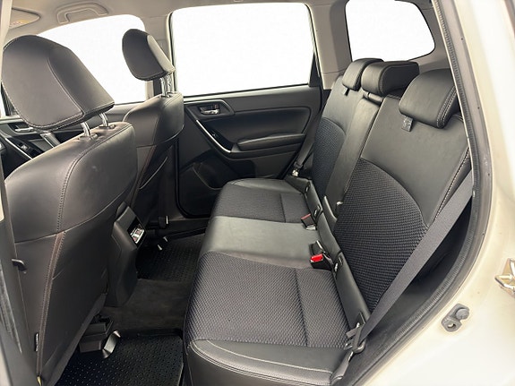 Subaru Forester 25 of 30