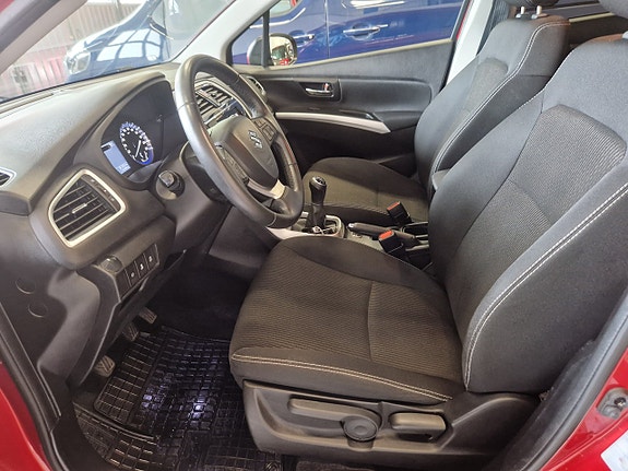 Suzuki S-Cross 6 of 18