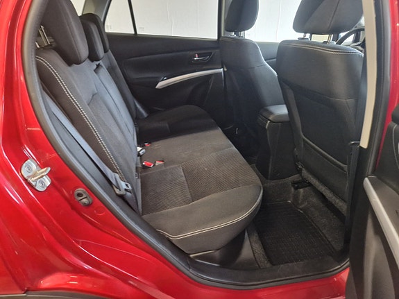 Suzuki S-Cross 14 of 18